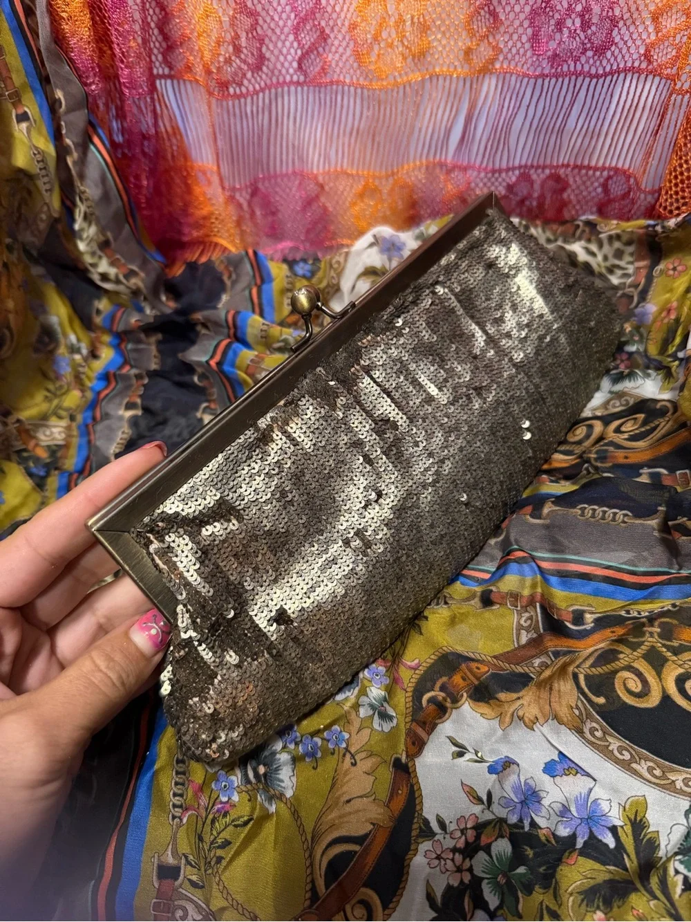 Sony Costumes Sequin Metal Frame Clutch Evening Bag - Gold